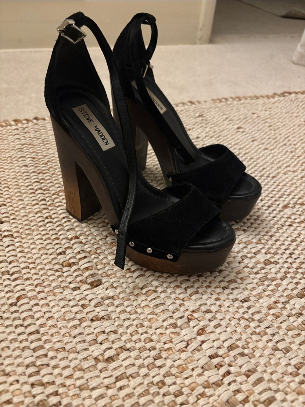 Steve Madden Black Suede Platform Block Heels 👠 ❤️🐻